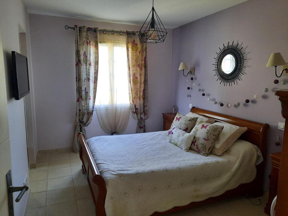 Clos Des Rompudes Aramon Exterior foto